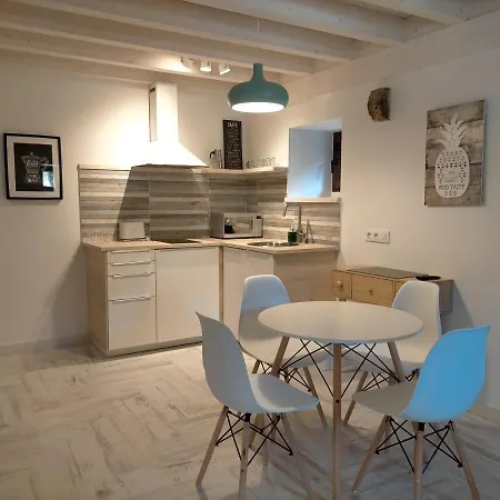 Lägenhet Picos De Europa Chic & Cool